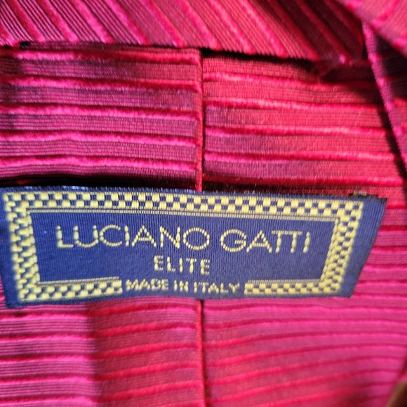 Men's Luciano Gatti Elite Red Silk Tie - Picture 2 of 4